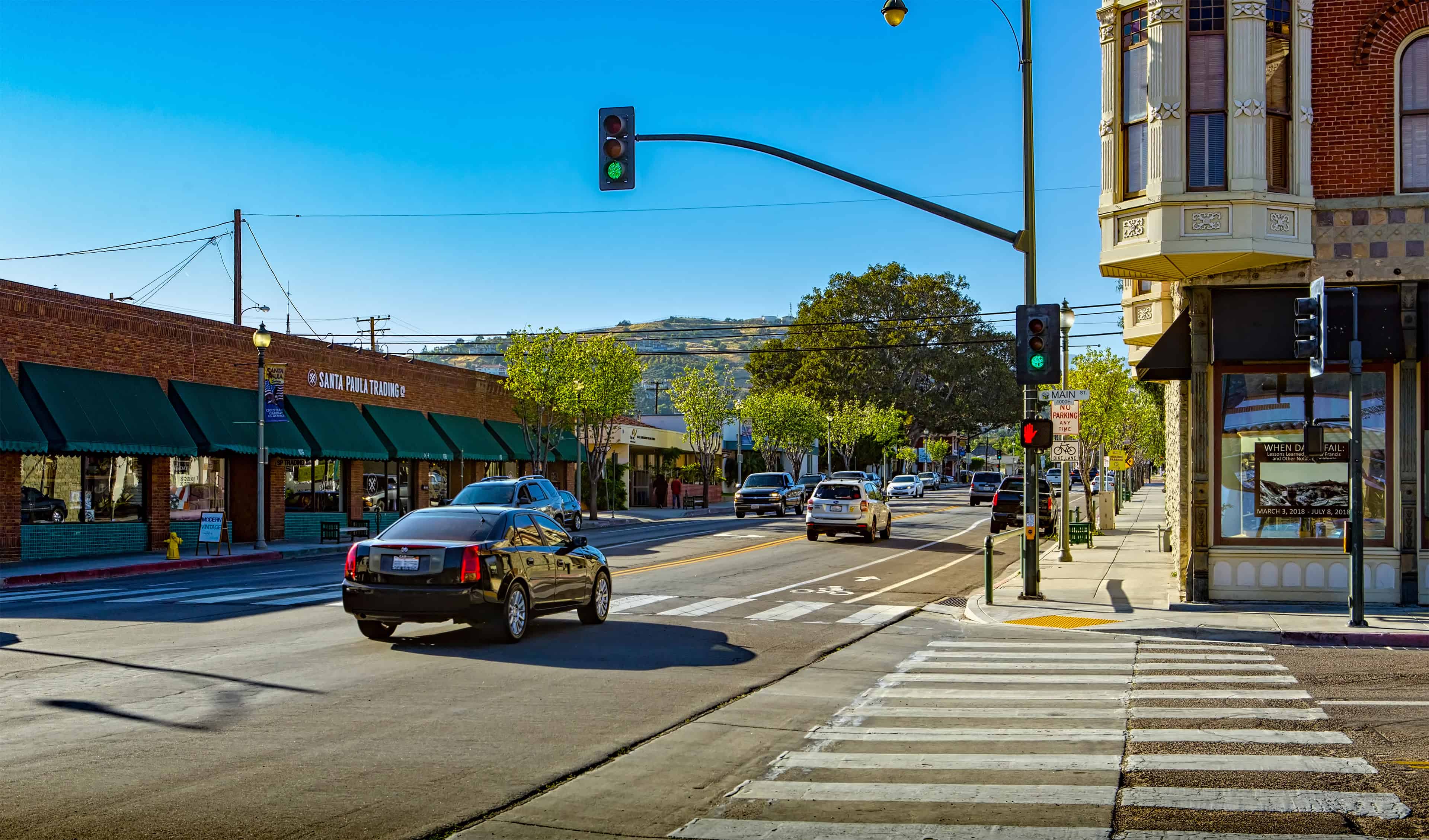 Cars in intersection